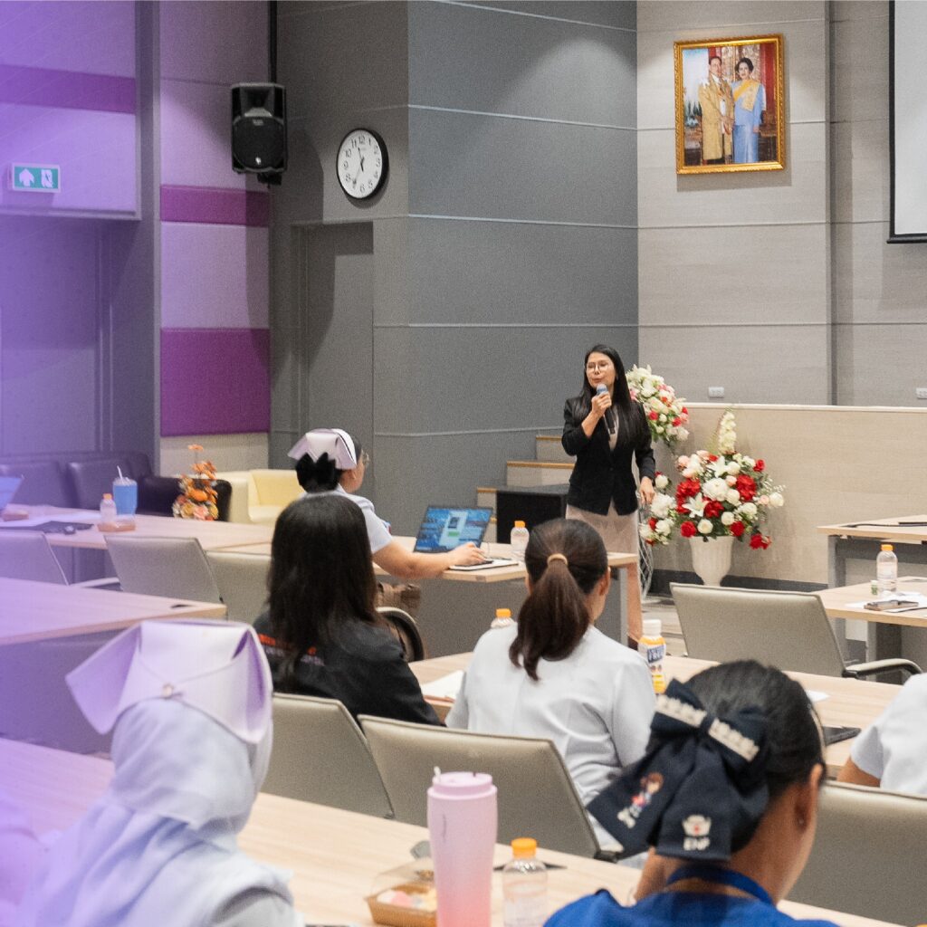 รับมือโรคติดต่ออันตรายและโรคติดต่อที่ต้องเฝ้าระวัง! โรงพยาบาลศูนย์การแพทย์ ฯ จัดอบรมควบคุมโรคและภัยสุขภาพในโรงพยาบาล